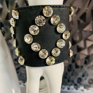 Women’s pleather black bracelet with stones